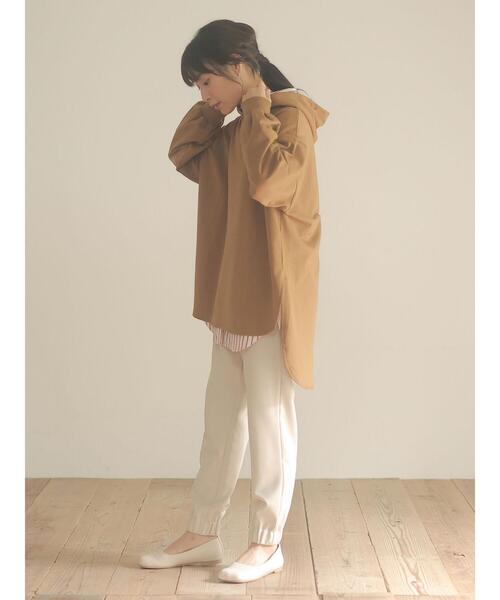 Green Parks(グリーンパークス)の「【WEB限定サイズあり】オブリークトゥーフラットシューズ*(パンプス・レディース・アイボリー/パイソン・S/M/L/XL/XS)」の7枚目の写真