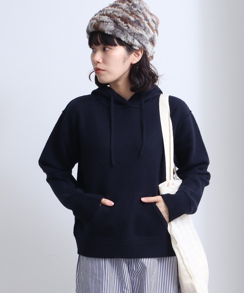 bulle de savon（ビュルデサボン）の「強縮　パーカー（パーカー・レディース・ホワイト/ネイビー・FREE）」の2枚目の写真