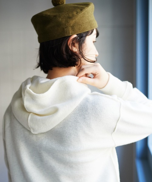 bulle de savon（ビュルデサボン）の「強縮　パーカー（パーカー・レディース・ホワイト/ネイビー・FREE）」の3枚目の写真