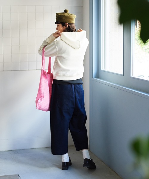 bulle de savon（ビュルデサボン）の「強縮　パーカー（パーカー・レディース・ホワイト/ネイビー・FREE）」の8枚目の写真