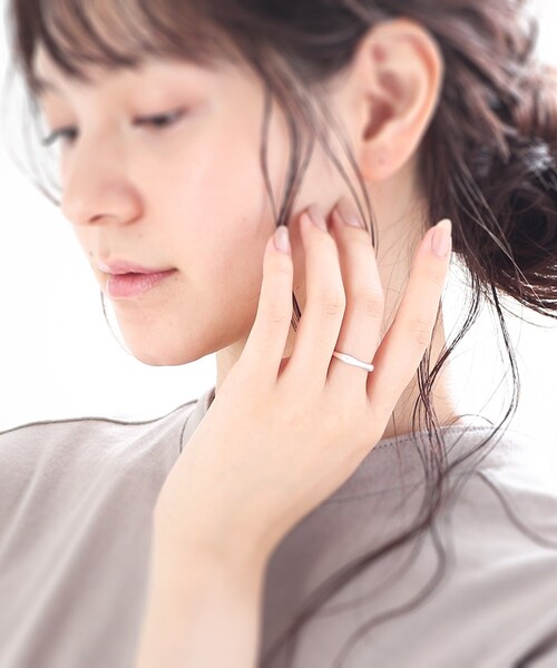 COCOSHNIK ONKITSCH(ココシュニックオンキッチュ)の「シルバー ニュアンスリングS(リング・レディース・ホワイト系その他7・10/14/12)」の6枚目の写真