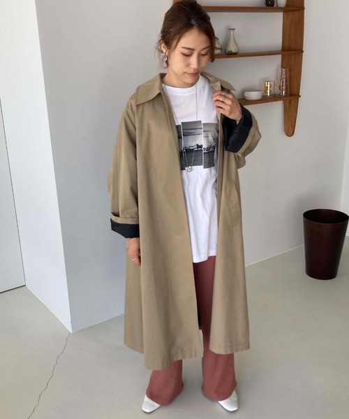 Doux archives（ドゥアルシーヴ）の「ロングステンカラーオーバーコート（ステンカラーコート・レディース・ベージュ/カーキ・MEDIUM）」の4枚目の写真