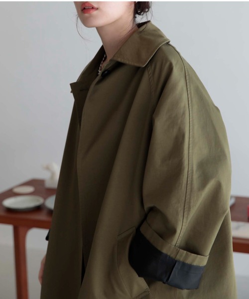 Doux archives（ドゥアルシーヴ）の「ロングステンカラーオーバーコート（ステンカラーコート・レディース・ベージュ/カーキ・MEDIUM）」の5枚目の写真