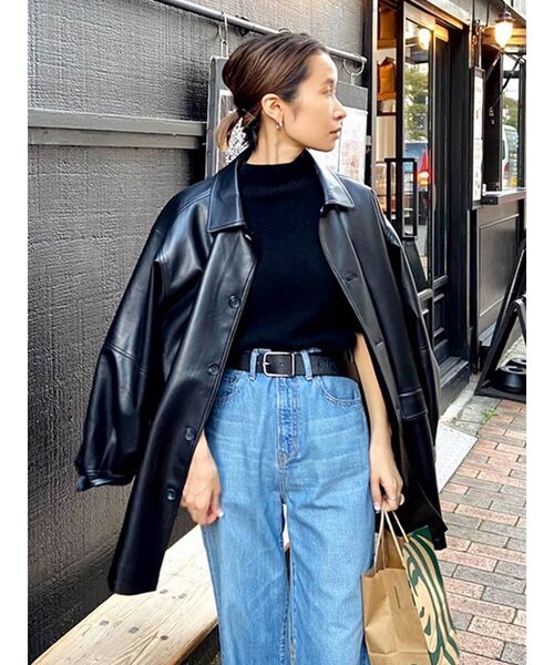 Ungrid(アングリッド)の「フェイクレザービッグブルゾン(ブルゾン・レディース・ブラック/マスタード・FREE)」の7枚目の写真