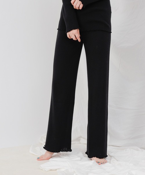 COLONY 2139（コロニートゥーワンスリーナイン）の「丸胴テレコロングパンツ(セットアップ可)（その他パンツ・レディース・ブラック/チャコールグレー・SMALL/LARGE/MEDIUM）」の5枚目の写真