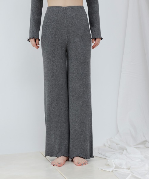COLONY 2139（コロニートゥーワンスリーナイン）の「丸胴テレコロングパンツ(セットアップ可)（その他パンツ・レディース・ブラック/チャコールグレー・SMALL/LARGE/MEDIUM）」の12枚目の写真