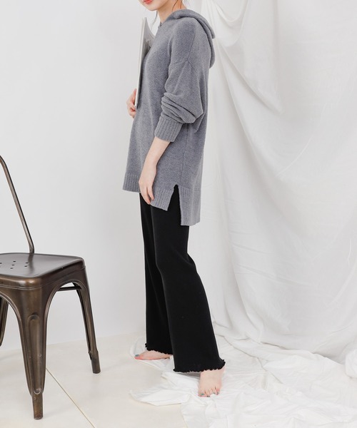 COLONY 2139（コロニートゥーワンスリーナイン）の「丸胴テレコロングパンツ(セットアップ可)（その他パンツ・レディース・ブラック/チャコールグレー・SMALL/LARGE/MEDIUM）」の3枚目の写真