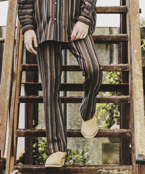 NO ID.（ノーアイディ）の「マルチストライプフレアパンツ（その他パンツ・メンズ・ベージュ/グリーン/ブラック・1/2/3）」の3枚目の写真