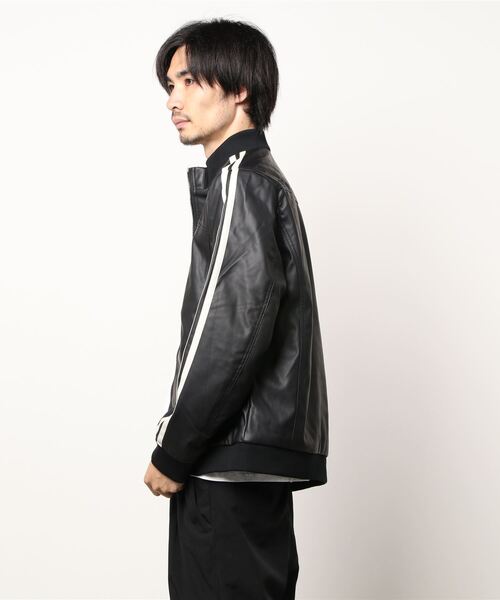 JEANS MATE(ジーンズメイト)の「ブラックPU素材 ライダースタイプ/フードタイプジャケット フェイクレザー(ライダースジャケット・メンズ・その他1/その他2/その他3・MEDIUM/LARGE/X-LARGE)」の5枚目の写真