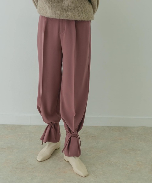 KBF+（ケービーエフプラス）の「KBF+　スソシボリパンツ∴（その他パンツ・レディース・ピンク系その他/ライトベージュ・38/36）」の13枚目の写真