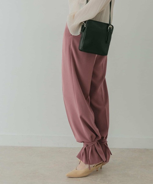 KBF+（ケービーエフプラス）の「KBF+　スソシボリパンツ∴（その他パンツ・レディース・ピンク系その他/ライトベージュ・38/36）」の18枚目の写真