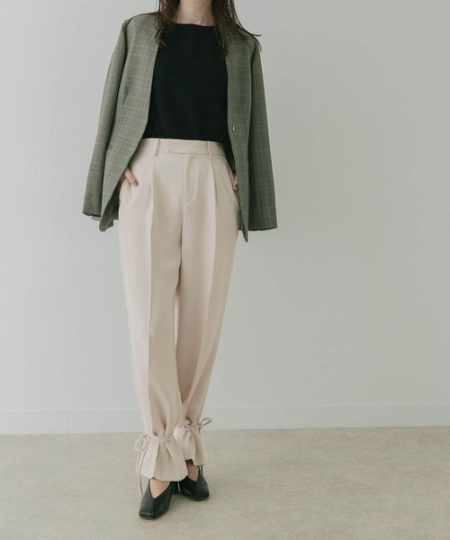 KBF+（ケービーエフプラス）の「KBF+　スソシボリパンツ∴（その他パンツ・レディース・ピンク系その他/ライトベージュ・38/36）」の20枚目の写真