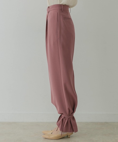 KBF+（ケービーエフプラス）の「KBF+　スソシボリパンツ∴（その他パンツ・レディース・ピンク系その他/ライトベージュ・38/36）」の11枚目の写真