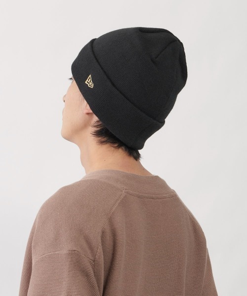 NEW ERA（ニューエラ）の「NEW ERA  BASIC CUFF KNIT（ニットキャップ/ビーニー・メンズ・ネイビー/ブラウン/グレー/アイボリー/ブラック×ホワイト/ブラック×ブラック/バーガンディー/ウィート/ブラック×ゴールド・57~59cm）」の16枚目の写真