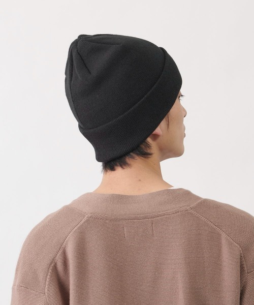 NEW ERA（ニューエラ）の「NEW ERA  BASIC CUFF KNIT（ニットキャップ/ビーニー・メンズ・ネイビー/ブラウン/グレー/アイボリー/ブラック×ホワイト/ブラック×ブラック/バーガンディー/ウィート/ブラック×ゴールド・57~59cm）」の17枚目の写真