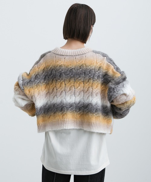 select MOCA(セレクトモカ)の「2021 AW グラデーションボーダーショートニット(ニット/セーター・レディース・グレー/イエロー・FREE)」の11枚目の写真