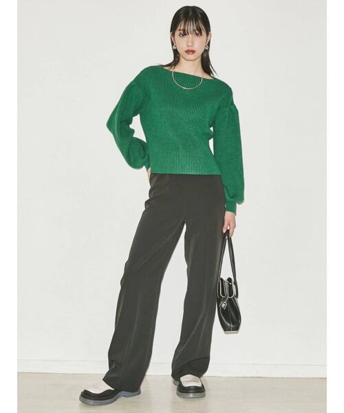 EMODA（エモダ）の「ボートネックパフニット（ニット/セーター・レディース・グリーン/アイボリー/マスタード/ブラック・FREE）」の9枚目の写真