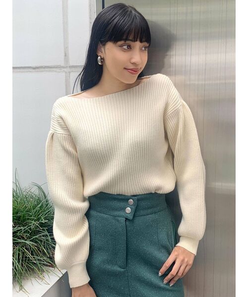 EMODA（エモダ）の「ボートネックパフニット（ニット/セーター・レディース・グリーン/アイボリー/マスタード/ブラック・FREE）」の21枚目の写真