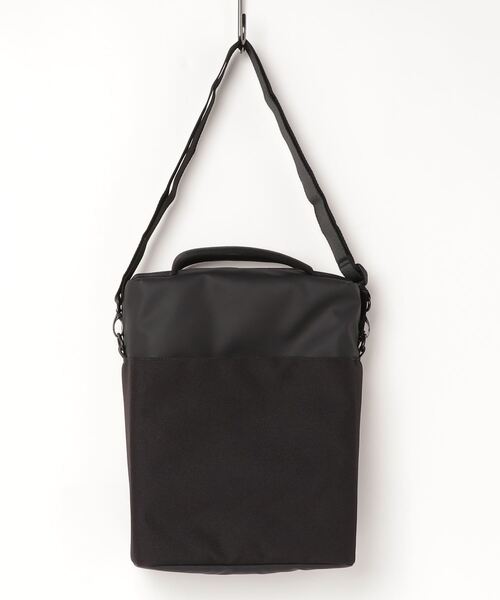 ショルダーバッグ バッグ INCO100685-BLK Incase A R C Tech Tote - Black メンズ インケース [正規販売店] ショルダーバッグ INCO100685