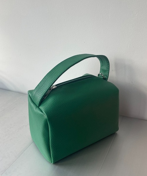 AS KNOW AS plus（アズノゥアズプラス）の「ぽすりとポーチバッグ（ショルダーバッグ・レディース・ブラック/オレンジ/グリーン/アイボリー・FREE）」の10枚目の写真