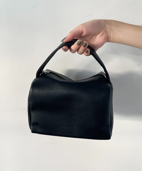 AS KNOW AS plus（アズノゥアズプラス）の「ぽすりとポーチバッグ（ショルダーバッグ・レディース・ブラック/オレンジ/グリーン/アイボリー・FREE）」の5枚目の写真