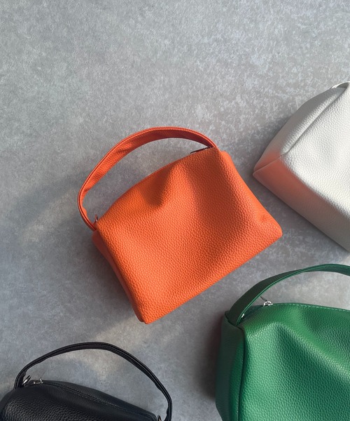 AS KNOW AS plus（アズノゥアズプラス）の「ぽすりとポーチバッグ（ショルダーバッグ・レディース・ブラック/オレンジ/グリーン/アイボリー・FREE）」の8枚目の写真