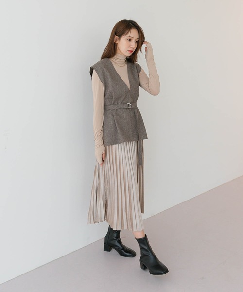 UNE MANSION（ユヌマンション）の「[UNE ORIGINAL] ヘリンボーンベスト(ベルトset)（ベスト・レディース・クリーム/ブラウン/ライトブラウン/ダークグレー/ライトベージュ/ブラック・FREE）」の13枚目の写真