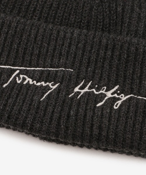 TOMMY HILFIGER(トミーヒルフィガー)の「シグネチャーロゴニットキャップ(ニットキャップ/ビーニー・メンズ・チャコールグレー・FREE)」の5枚目の写真