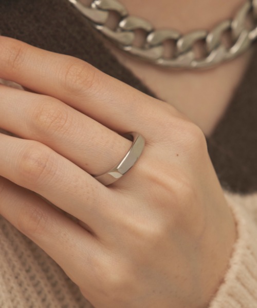 muku（ムク）の「金属アレルギー対応 スクエアリング / サージカルステンレス（リング・レディース・シルバー/ゴールド・6/8/7）」の11枚目の写真