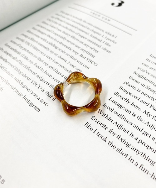 casita(RETRO GIRL)（カシータ）の「リング（リング・レディース・オフホワイト/パープル/クリア/ブラウン・FREE）」の3枚目の写真