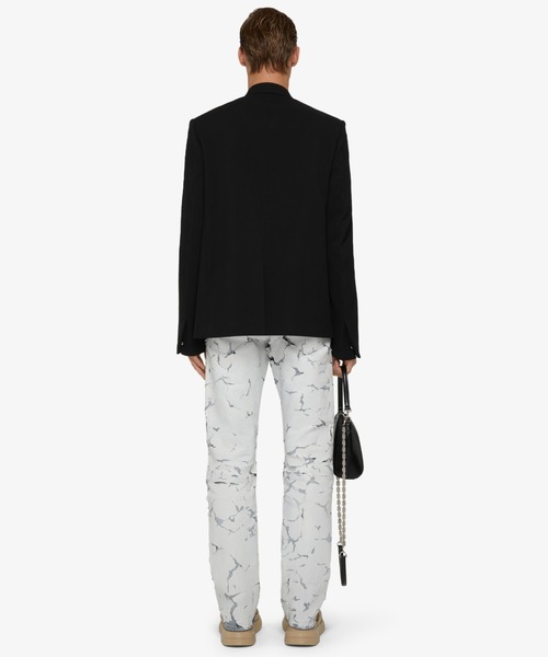 GIVENCHY（ジバンシイ）の「パドロック付き テクスチャードウール ジャケット（ノーカラージャケット・メンズ・ブラック・44/46/50）」の4枚目の写真