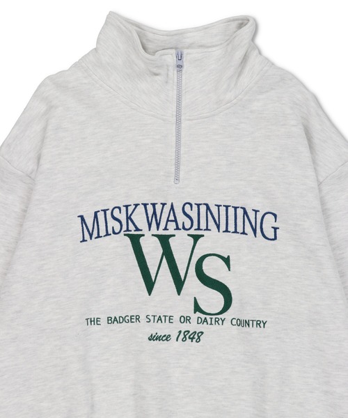 SPINNS（スピンズ）の「【ゆったりシルエット】WSロゴ ハーフジップ裏起毛スウェット（スウェット・レディース・ブラック/ダークグリーン/ネイビー/オフホワイト/オートミール・ONESIZE）」の19枚目の写真