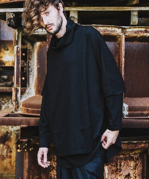 NO ID.(ノーアイディ)の「mlt3699-アシンメトリーレイヤードオフタートルロンT(Tシャツ/カットソー・メンズ・ホワイト/ベージュ/ブラック/ダークグレー・ONE SIZE)」の22枚目の写真