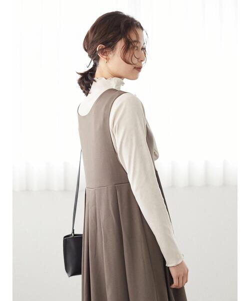 Petit fleur(プチフルール)の「・Petit Fleur キリカエタックワンピース*(ジャンパースカート・レディース・ブラック/ベージュ/グレイッシュベージュ・FREE)」の7枚目の写真