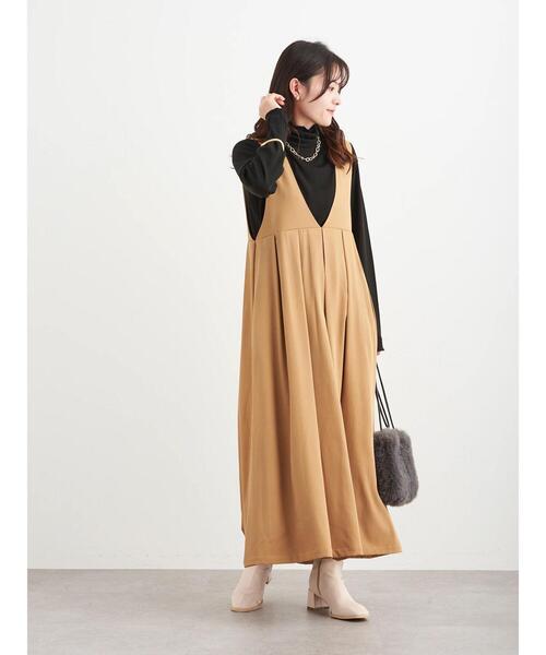 Petit fleur(プチフルール)の「・Petit Fleur キリカエタックワンピース*(ジャンパースカート・レディース・ブラック/ベージュ/グレイッシュベージュ・FREE)」の2枚目の写真