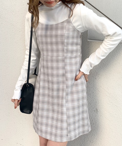 OLIVE des OLIVE（オリーブデオリーブ）の「タートル付ミニキャミワンピ（ワンピース・レディース・ライトグレー/ブラック/ミント/ワンウォッシュ・FREE）」の2枚目の写真