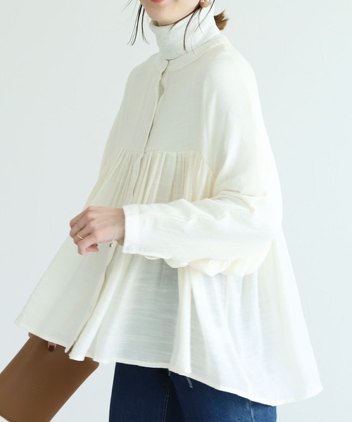reca(レカ)の「ギャザーボリュームブラウス(シャツ/ブラウス・レディース・ブルー/ブラック/グリーン/アイボリー・FREE)」の7枚目の写真