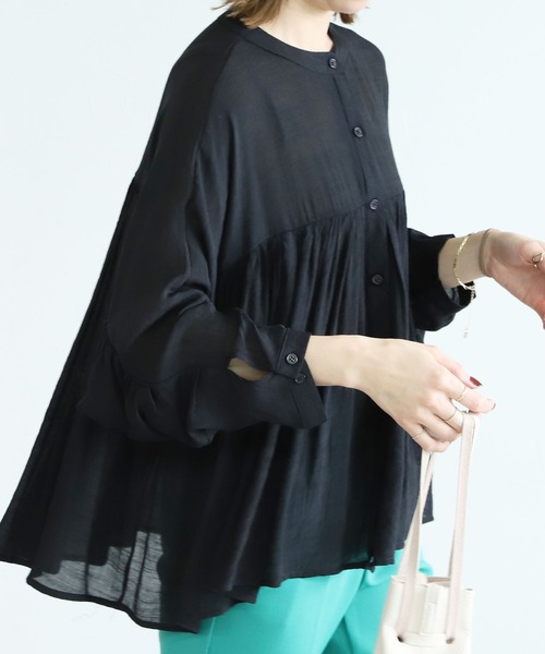 reca(レカ)の「ギャザーボリュームブラウス(シャツ/ブラウス・レディース・ブルー/ブラック/グリーン/アイボリー・FREE)」の13枚目の写真