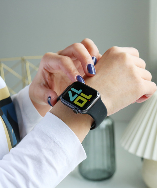 SiNCERE(シンシア)の「Apple Watch Silicone Band / アップルウォッチ バンド シリコンタイプ 38-41mm/42-45mm(デジタル腕時計・メンズ・ホワイト/ブラック/グレー/グリーン/ブルー/レッド・38/42)」の3枚目の写真