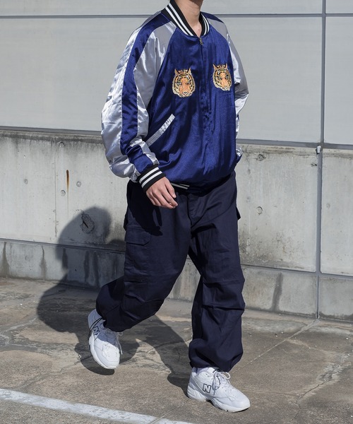 kutir（クティール）の「トラ刺繍スカジャン（スカジャン・メンズ・オリーブ/ブルー・MEDIUM/LARGE）」の14枚目の写真