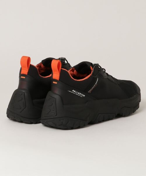 PALLADIUM（パラディウム）の「PALLADIUM/パラディウム OFF-GRID LO WP+/オフグリッド ロー ウォータープルーフ+（スニーカー・メンズ・ライトグレー/ブラック/ダークグレー・25.5cm/26cm/26.5cm/27cm/27.5cm/28cm）」の6枚目の写真