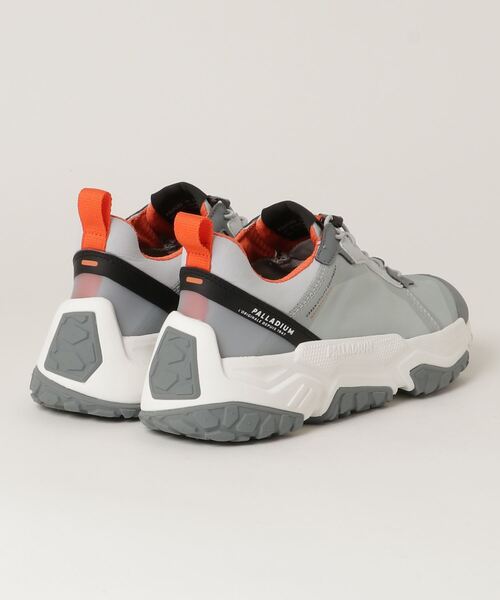 PALLADIUM（パラディウム）の「PALLADIUM/パラディウム OFF-GRID LO WP+/オフグリッド ロー ウォータープルーフ+（スニーカー・メンズ・ライトグレー/ブラック/ダークグレー・25.5cm/26cm/26.5cm/27cm/27.5cm/28cm）」の7枚目の写真