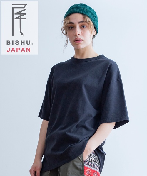 Universal Style Wear（ユニバーサルスタイルウェア）の「Universal Style Wear 尾州 ビシュウ Tシャツ (MADE IN JAPAN)（Tシャツ/カットソー・メンズ・オフホワイト/ブラック/杢グレー・MEDIUM/LARGE/X-LARGE）」の3枚目の写真