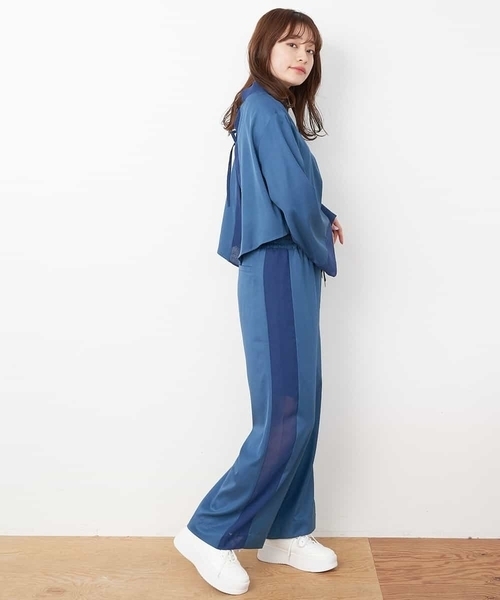 A de a.v.v（アードアー・ヴェ・ヴェ）の「［SET UP対応］シフォンドッキングバックリボンブラウス（シャツ/ブラウス・レディース・ブラック/ブルー/ミント・36/38）」の8枚目の写真