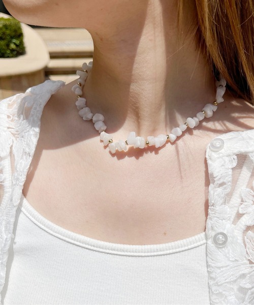PairPair(ペアペア)の「シーグラス風ネックレス(ユニセックス)(ネックレス・レディース・ホワイト/クリア・フリー)」の1枚目の写真