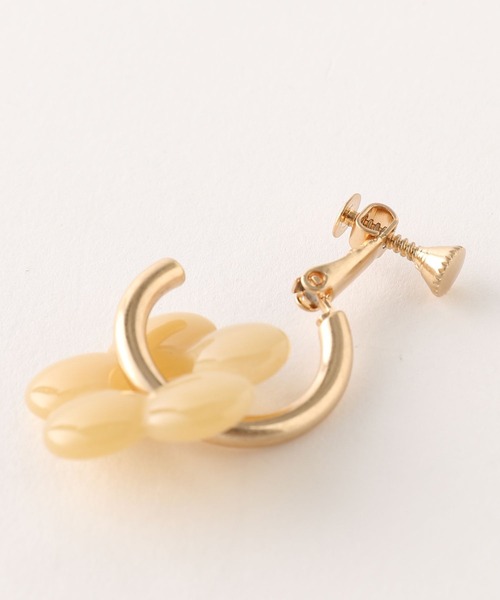 Me%（ミィパーセント）の「【2WAY】ジュシフラワーイヤリング（イヤリング・レディース・ベージュ/その他・FREE）」の5枚目の写真