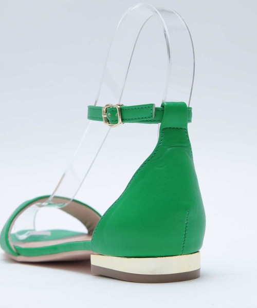 スクエアトゥストラップフラットサンダル