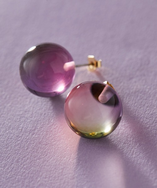 ear PAPILLONNER(イアパピヨネ)の「ミスティーク玉ピアス(ピアス(両耳用)・レディース・ブルー/クリア/パープル/ピンク/バイオレット・FREE)」の2枚目の写真