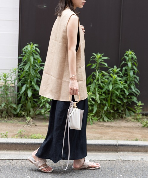 COLONY 2139（コロニートゥーワンスリーナイン）の「麻調合繊フロントポケットベスト（ベスト・レディース・ブラック/ベージュ/グレー・FREE）」の18枚目の写真