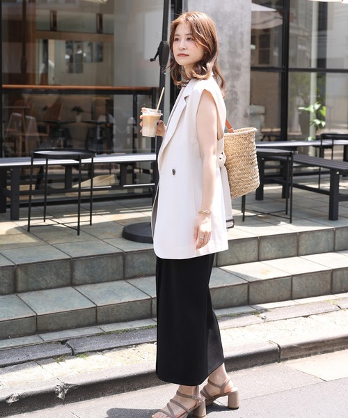 one after another NICE CLAUP(ワンアフターアナザーナイスクラップ)の「テーラードジレ(ベスト・レディース・アイボリー/ブラック/モカ・FREE)」の6枚目の写真